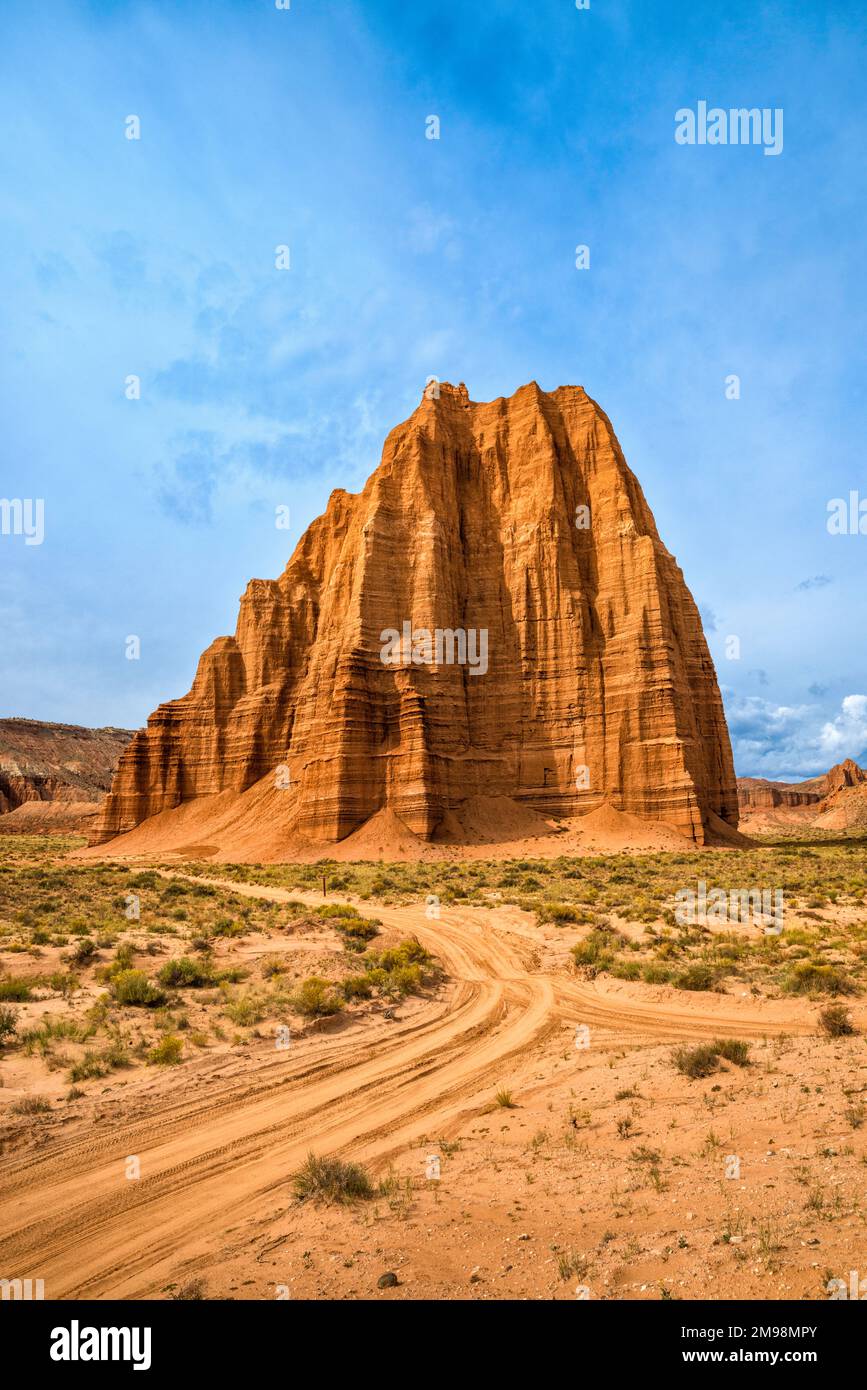 Tempel der Sonne, Lower Cathedral Valley, Capitol Reef National Park, Utah, USA Stockfoto