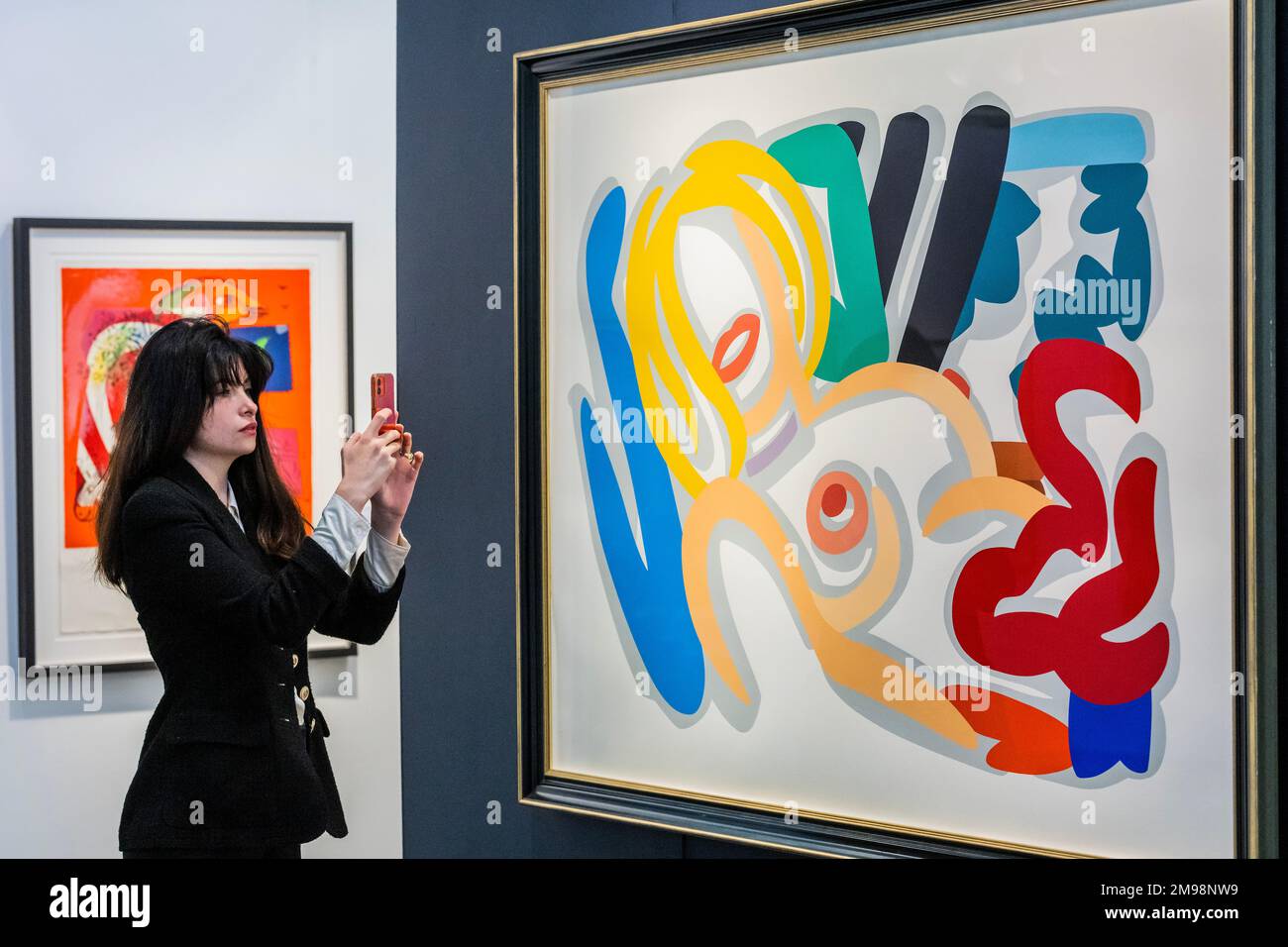 London, Großbritannien. 17. Januar 2023. Tom Wesselmann, Blonde mit Choker, 1992 Pfund, 34.000 Pfund, onGilden Arts - auf der London Art Fair im Business Design Centre. Es umfasst über 100 führende Galerien, die Werke von über 1.500 Künstlern präsentieren, sowohl etablierte Profis als auch aufstrebende Talente. Er fährt von Mittwoch, 18. Januar bis Sonntag, 22. Januar. Kredit: Guy Bell/Alamy Live News Stockfoto