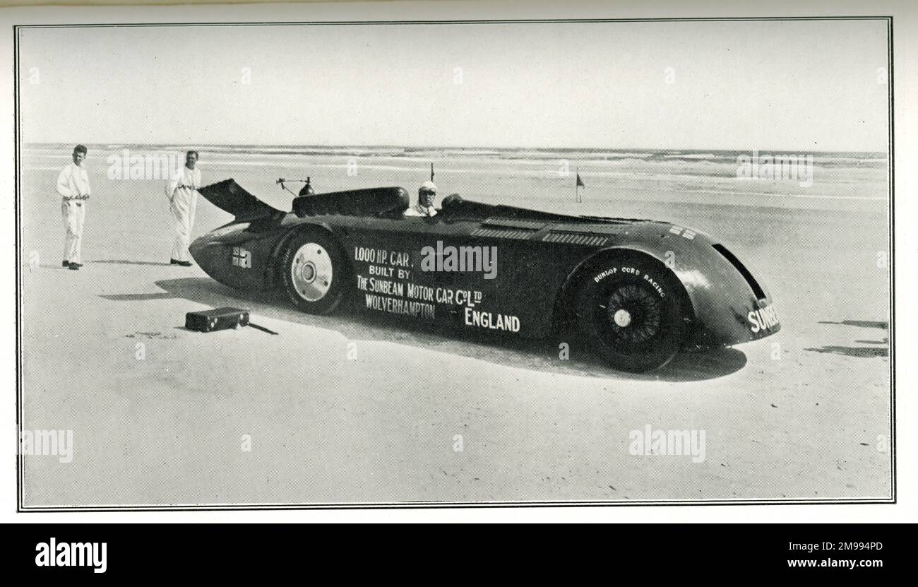Sir Henry Segrave unternimmt einen Geschwindigkeitsrekord in Daytona Beach, Florida, USA. Stockfoto