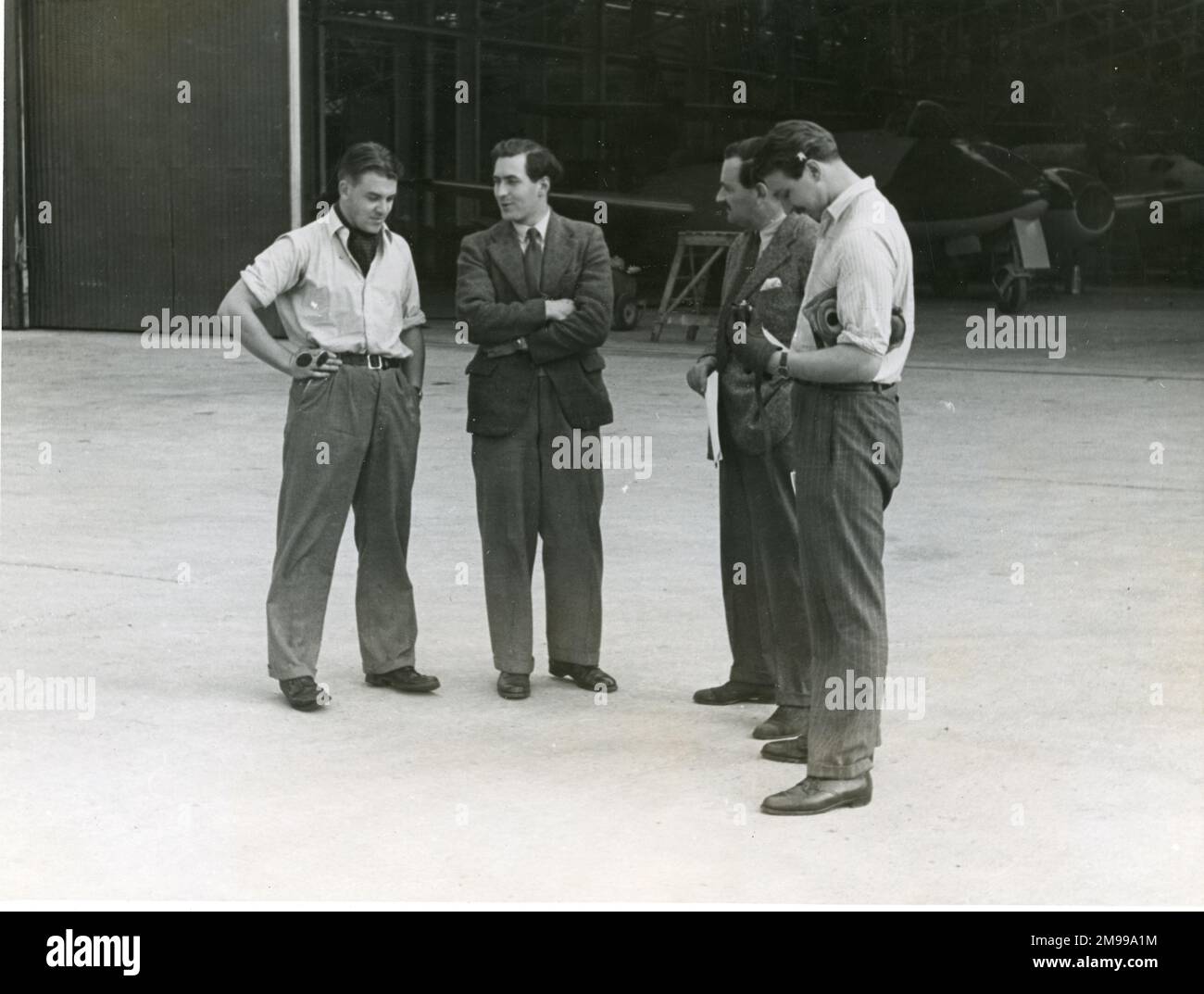 Gloster-Testpiloten, von links: Roland Beamont, Phillip J. Stanbury, Eric Stanley Greenwood und Cotes Preedy. Stockfoto