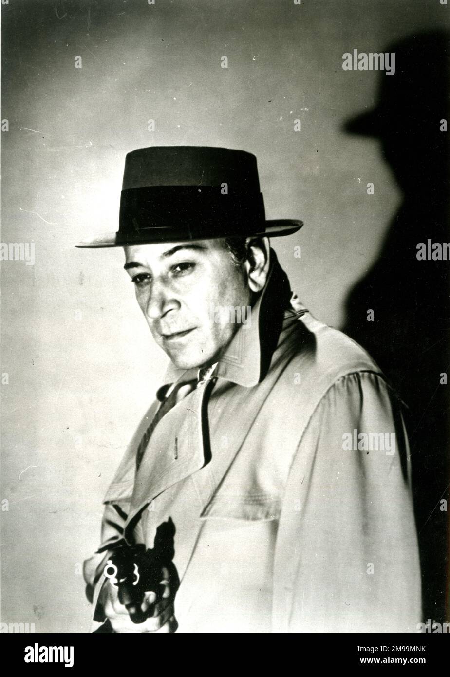 George Raft (1901-1980), amerikanischer Schauspieler und Tänzer, erinnerte sich an seine Gangsterrollen in Filmen. Stockfoto