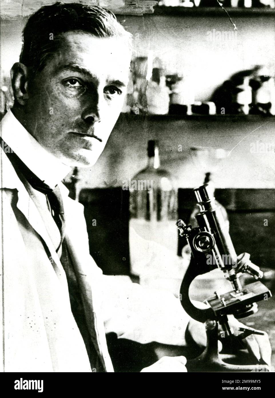 Sir Bernard Henry Spilsbury (1877-1947), britischer Pathologe, der an einer Reihe berühmter Mordfälle arbeitete, darunter Dr. Crippen, die Brides in den Bath-Serienmorden, Louis Voisin und der Charing Cross-Trunk-Mord. Er spielte auch eine wichtige Rolle bei Fehlinformationen im Krieg, Operation Hackfleisch, die später durch den Film "der Mann, der nie war" aus dem Jahr 1956 berühmt wurde. Stockfoto