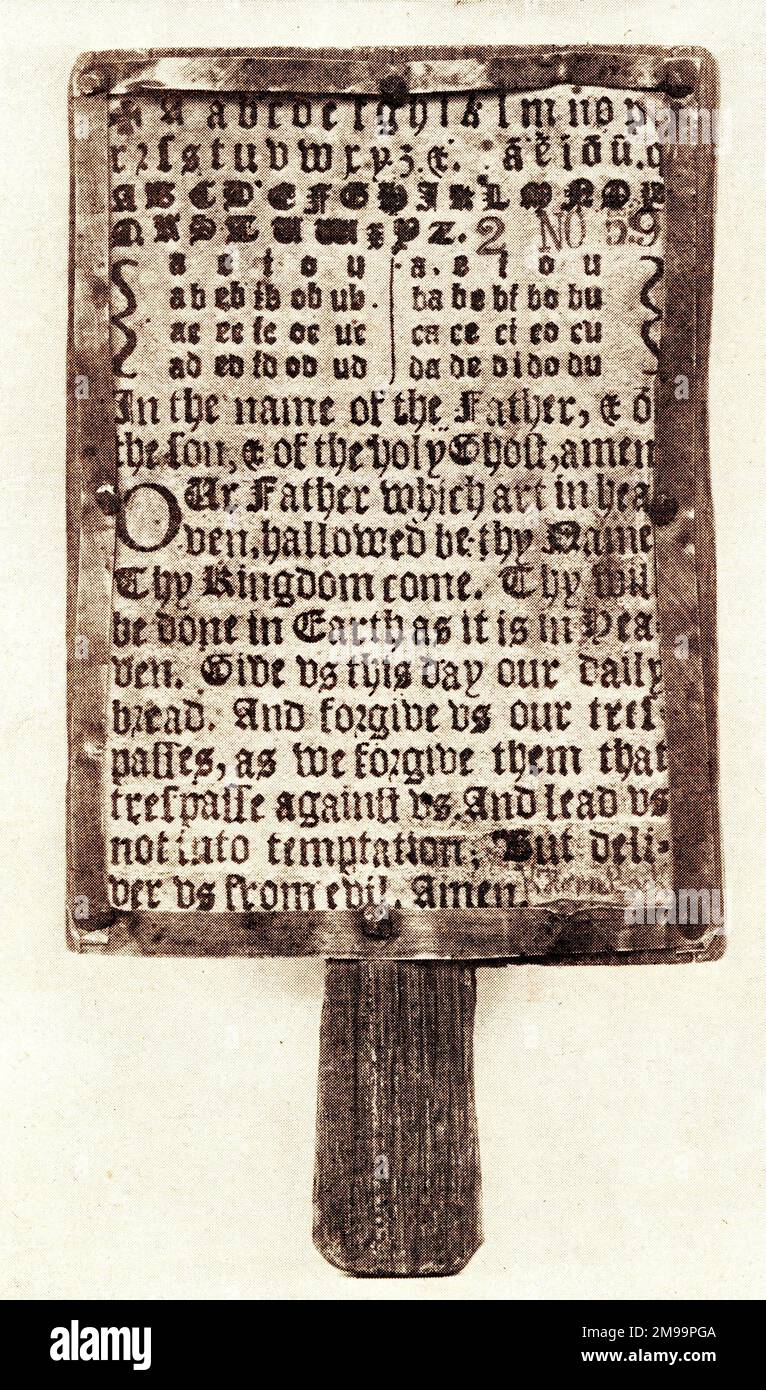 Hornbuch des 17. Jahrhunderts, Lehrhilfe, mit den Buchstaben des Alphabets und zwei Gebeten. Stockfoto