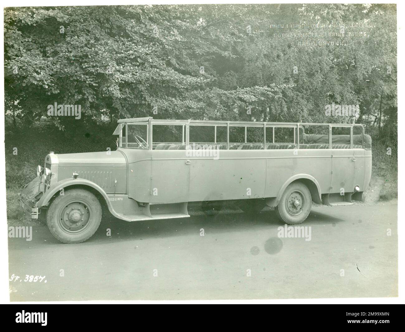 Eindeckerbus mit offenem Oberdeck, A6 Wadham. Stockfoto