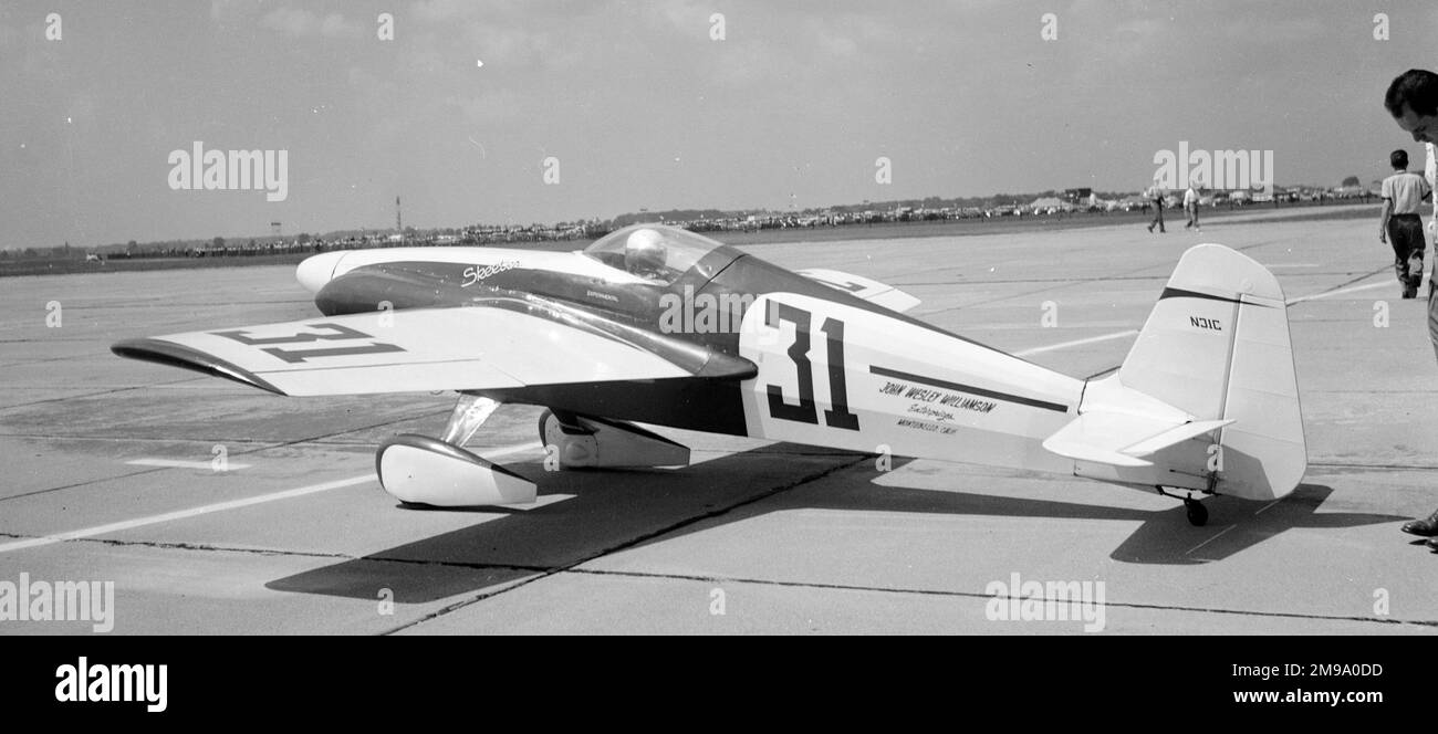 Kistler Skeeter N31C Formel-1-Rennwagen; Rennnummer 31 Ca 1980 - Informationen: Entworfen und gebaut 1949 von William Statler als N31C „La Jollita“, geflogen von John Paul Jones. Modifiziert in den 1960er Jahren als Scholl F-1 „Miss San Bernardino“ N31Z, geflogen von der legendären Art Scholl. 1977 wurde er in „Skeeter“ umbenannt und wurde von James Kistler geflogen. Stockfoto
