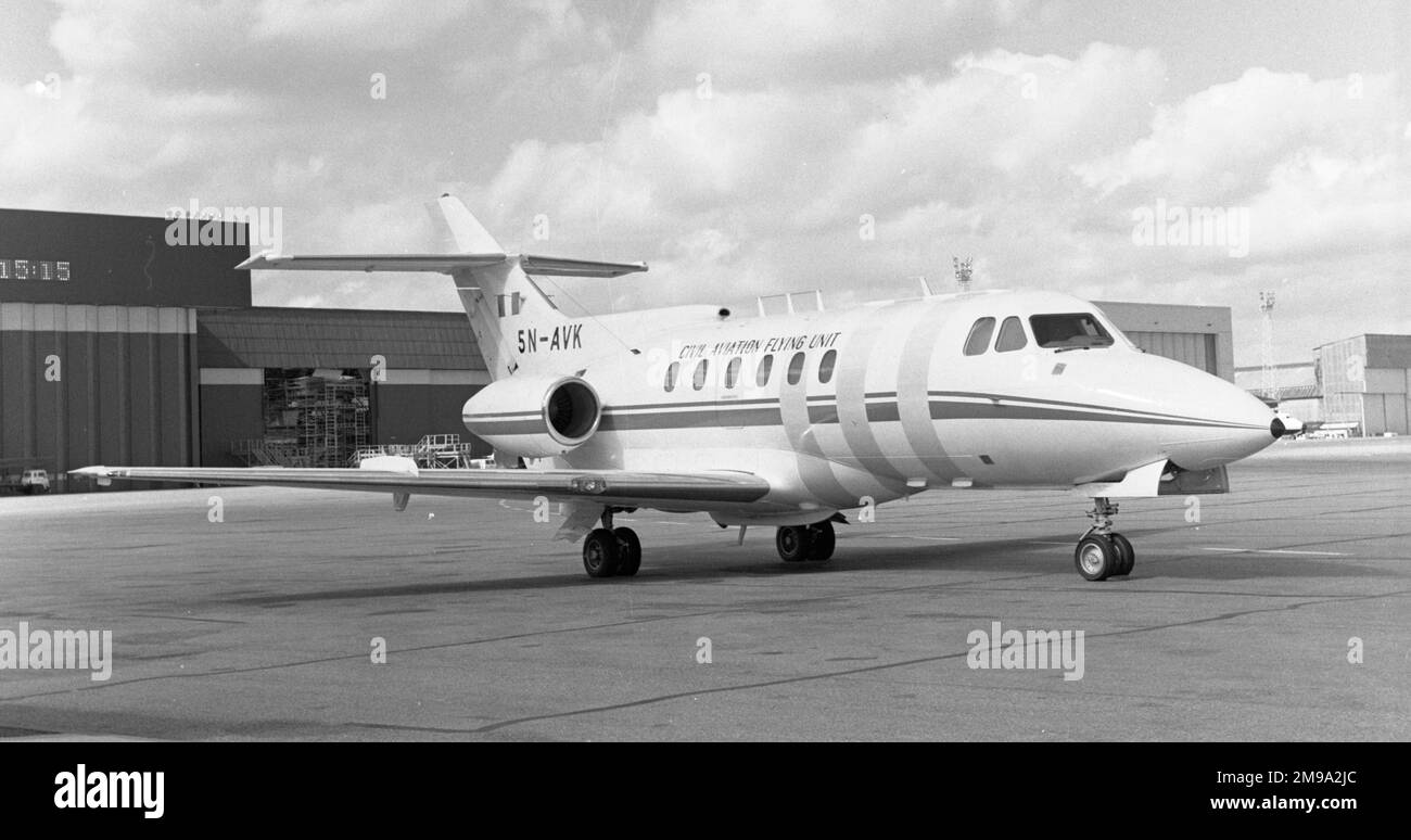 Hawker Siddeley HS.125-700B 5N-AVK am Flughafen Luton zur Lieferung an die nigerianische Zivilluftfahrt-Flugeinheit Stockfoto