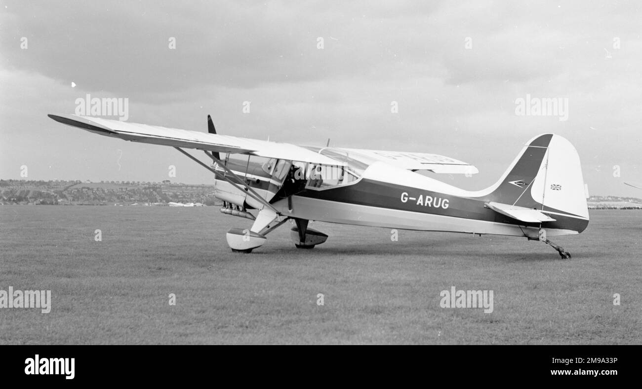 Auster J-5G Cirrus Autocar G-ARUG (msn 3272) am Flughafen Portsmouth. Stockfoto