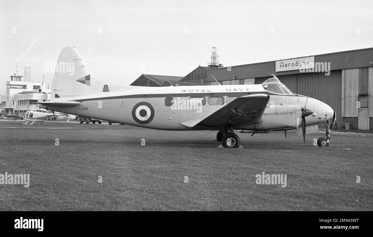 Royal Navy de Havilland DH.104 Sea Devon C.20 XJ348 (msn 4406). Später eingetragen am 6. Januar 1982 G-AMXX, dann G-NAVY; am 2003. März in Hermeskeil Museum, Deutschland. Stockfoto