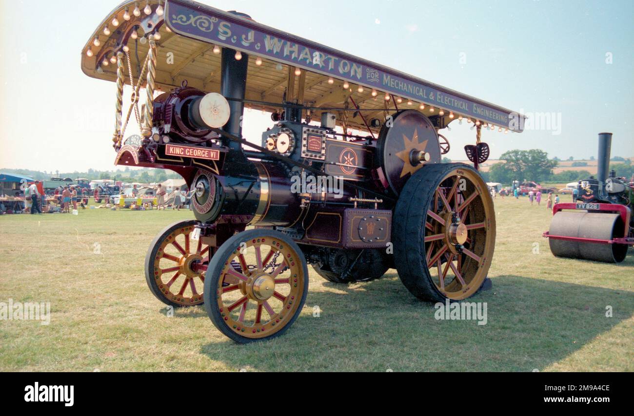 Steam Traction Lok bei einer Dampf-Rallye - Burrell Showmans Road Locomotive Nummer 3489 King George VI Regn. PB 9624, im Besitz von S. J. Wharton. Stockfoto