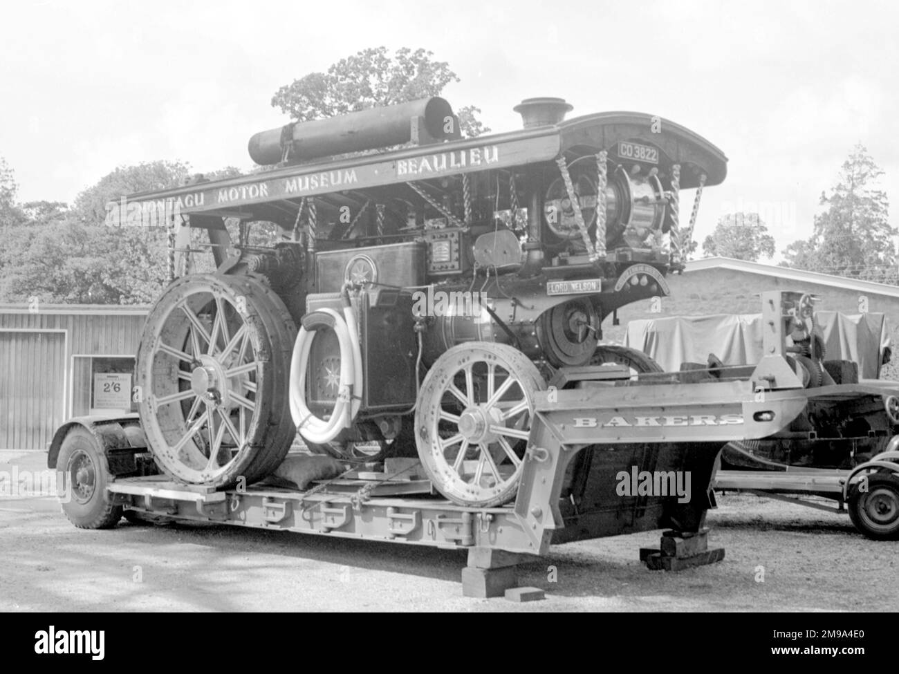 Burrell Showmans Road Locomotive, Regn. CO 3822, Nummer 3443, Lord Nelson. Lord Nelson wurde 1913 von Charles Burrell & Sons in Thetford erbaut und ist im Beaulieu Motor Museum in Showmans Road Locomotive Guise zu sehen, das später wieder zur Standard Road Locomotive zurückkehrt Stockfoto