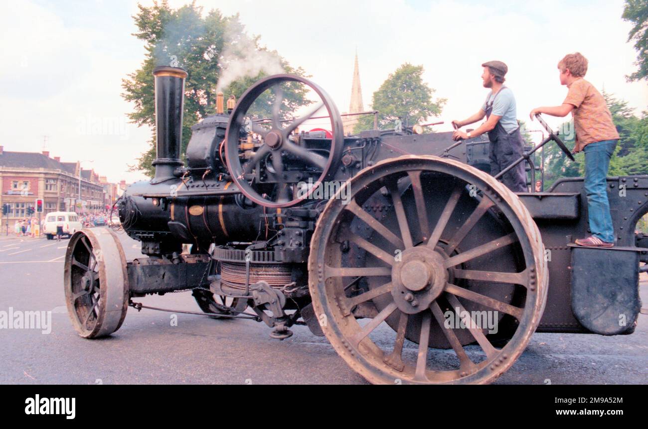 Hersteller: John Fowler & Co. Aus Leeds. Typ: Pflügen Motornummer: 14383 gebaut: 1917 Zulassung: NM 1284 Klasse: BB Zylinder: Verbundwerkstoff NHP: 16 Name: Prince (Pflügen Partner mit 14384, Princess NM1283) Stockfoto