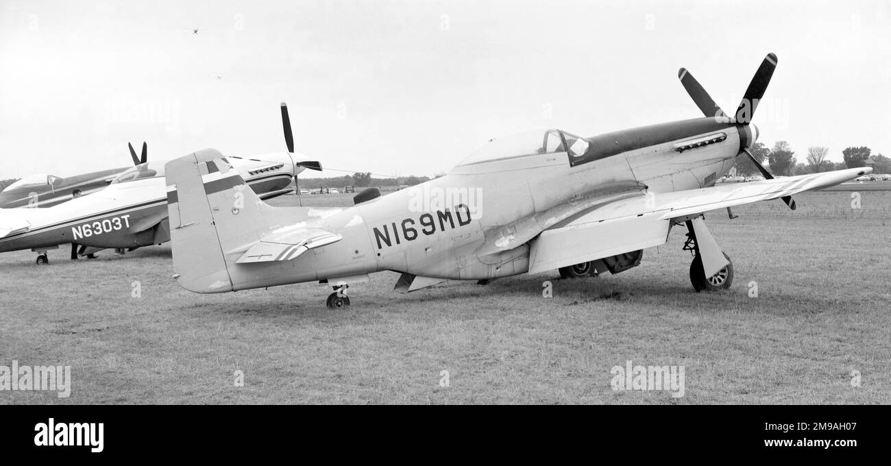 Nordamerikanischer P-51D-25-NA Mustang N169MD (ex 44-73140) Februar 1945: An die Vereinigten Staaten von Amerika (USAAF) geliefert. 7. Juni 1947: Auslieferung an die Royal Canadian Air Force als Mustang Mk.IV, s/n 9567. Stockfoto