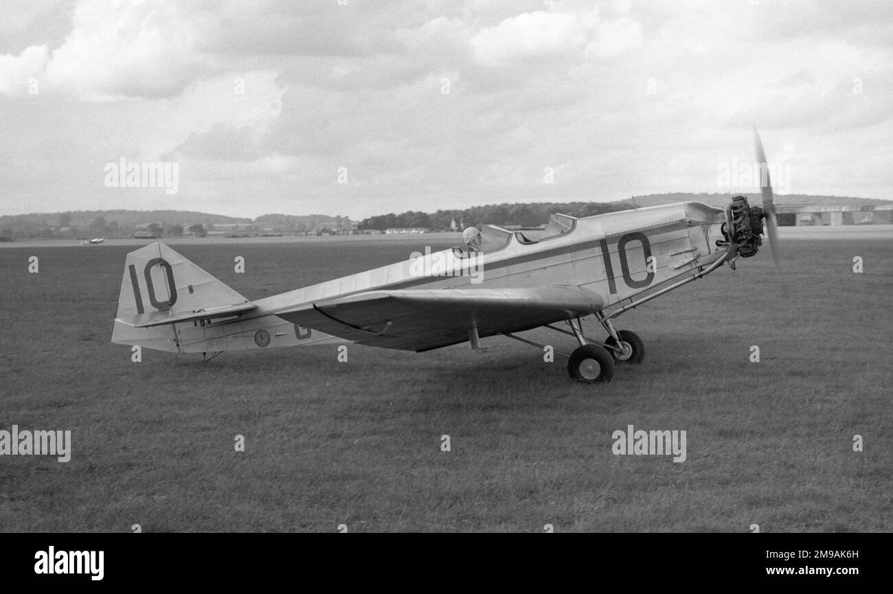 B.A. Niagara Swallow II G-AFCL (msn 462), ca. 1949, in White Waltham. G-AFCL ist derzeit noch im Vereinigten Königreich registriert. (B.A. - British Aircraft Manufacturing Company Ltd.) Stockfoto