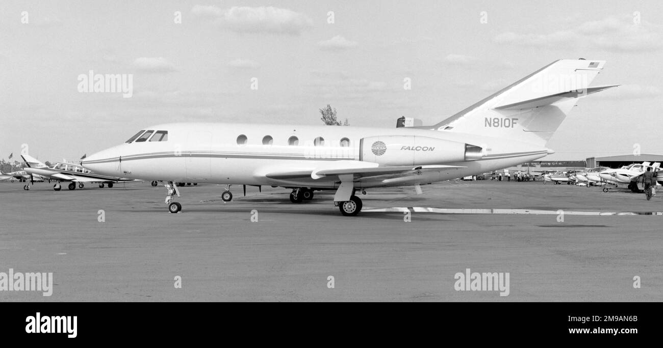 Dassault Falcon 20C N810F von Pan American World Airways (Pan am), dem US-amerikanischen Vertriebshändler Falcon. Es ist unklar, um welches Flugzeug es sich handelt, da mindestens drei Falcons mit dieser Registrierung in die USA befördert wurden: Falcon Cs msn 10 und 36 sowie msn 151, ein Falcon DC. Stockfoto