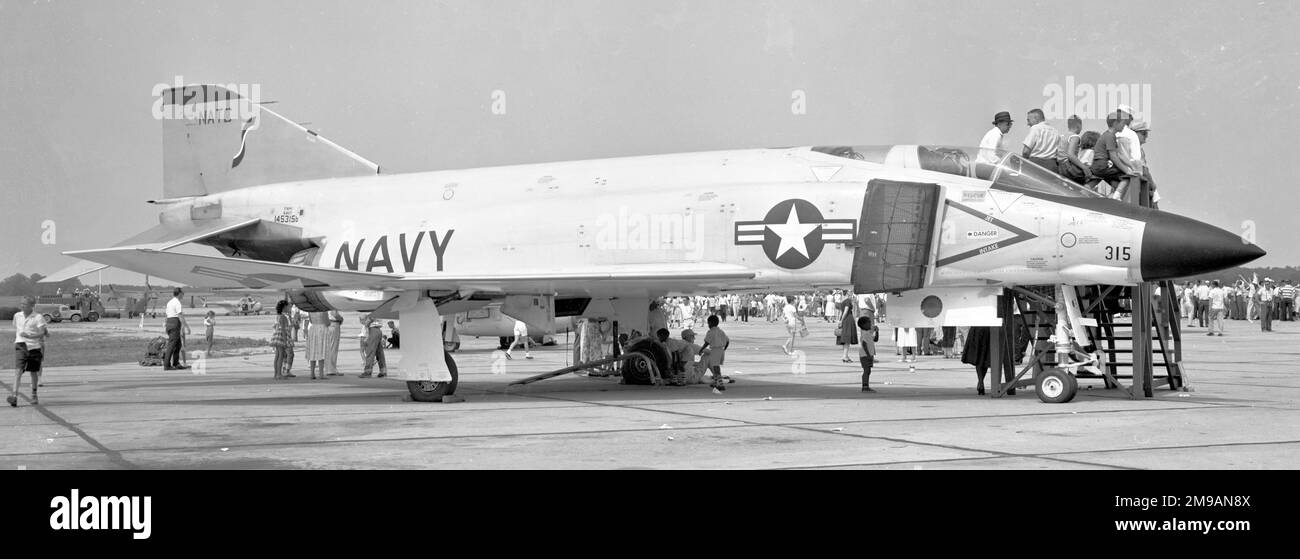 United States Navy - McDonnell F4H-1 Phantom II 145315b, vom Naval Aircraft Testing Centre, in der Patuxent River Naval Air Station. Stockfoto