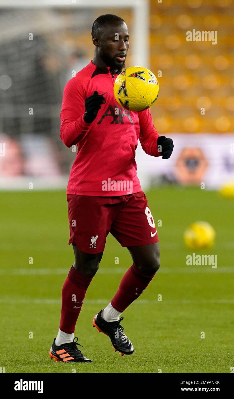 Wolverhampton, Großbritannien. 17. Januar 2023. Naby Keita aus Liverpool wärmt sich vor dem dritten Wiederholungsspiel des FA Cup in Molineux, Wolverhampton, auf. Der Bildausdruck sollte lauten: Andrew Yates/Sportimage Credit: Sportimage/Alamy Live News Stockfoto