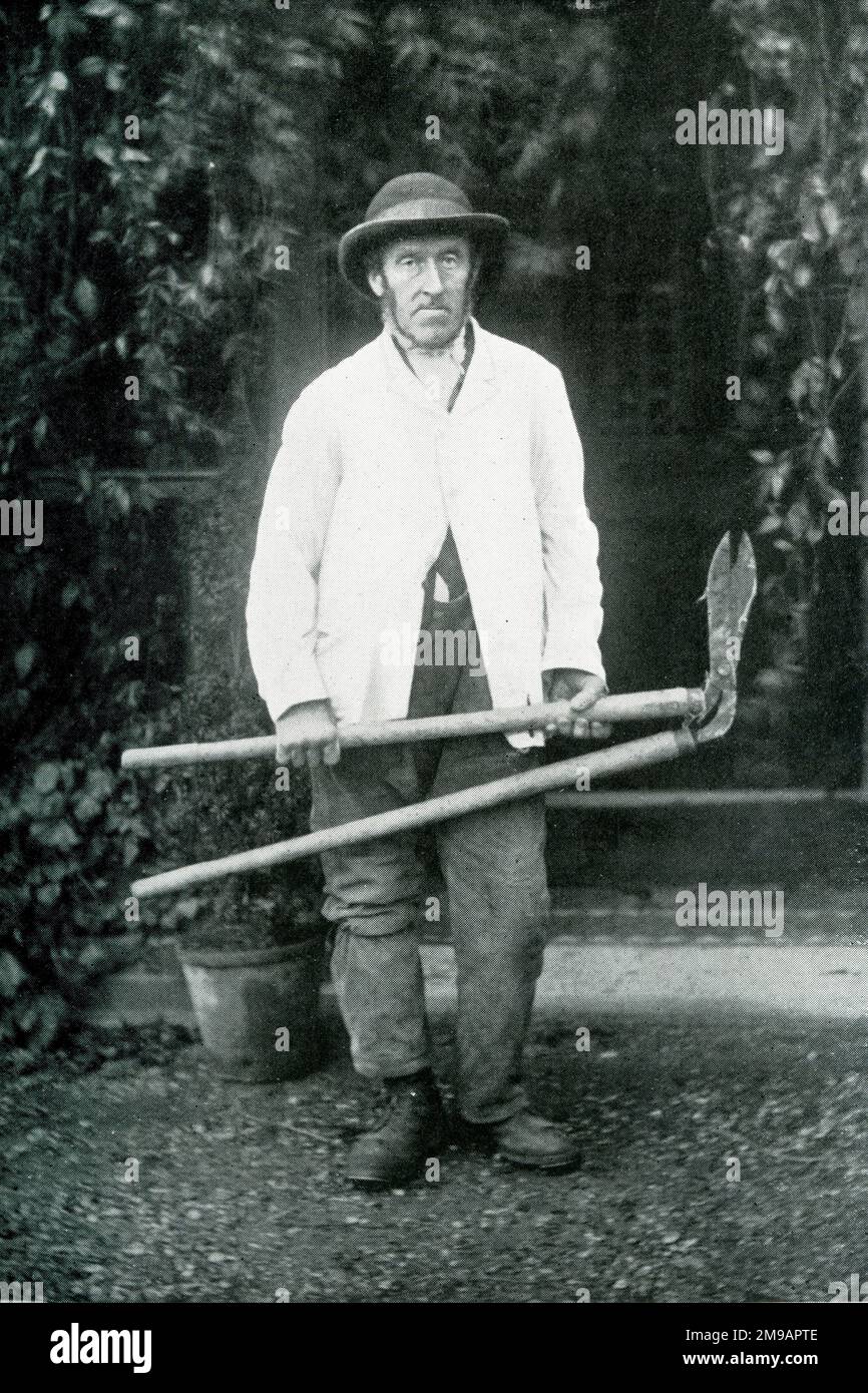 Der alte Tom, Gärtner und Bauernarbeiter, arbeitete später in Arthur Trowers großem Garten in Redhill, Surrey. Stockfoto