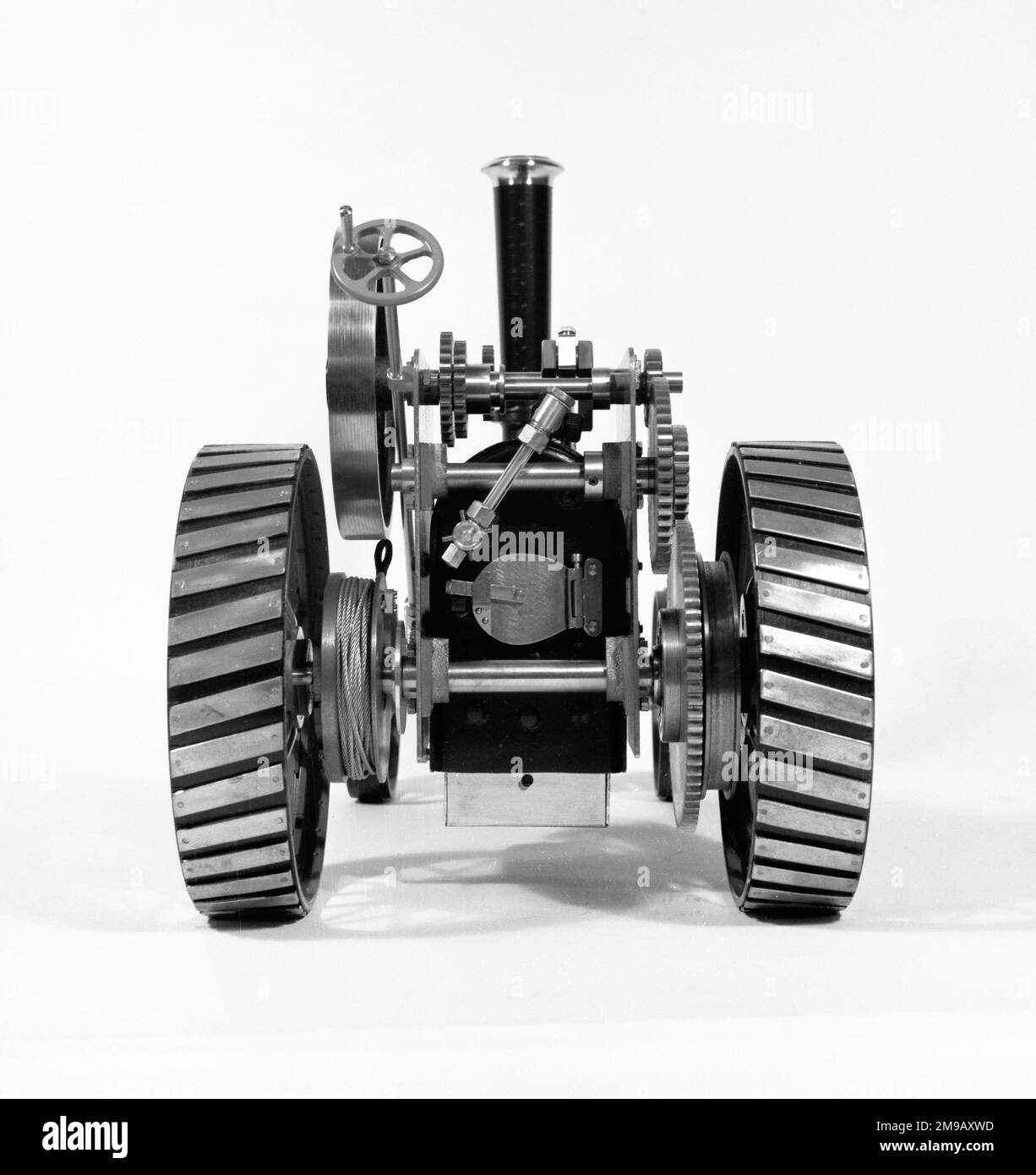 Modell Dampfloktionsmotor, teilweise abgeschlossen. Stockfoto