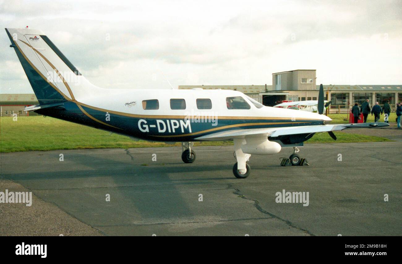 Piper PA-46-350P Malibu Mirage G-DIPM (msn 4636325). Stockfoto