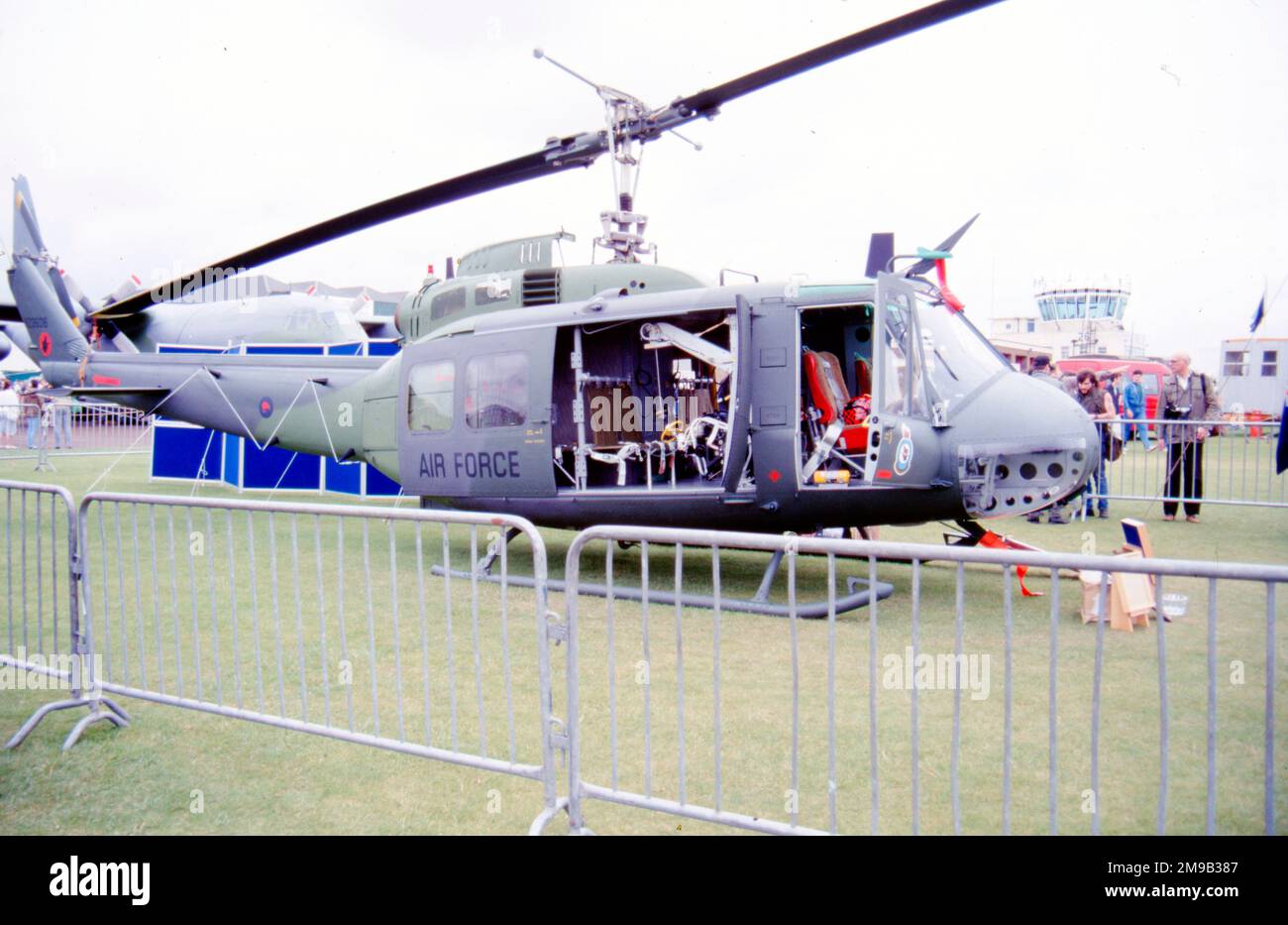 Royal New Zealand Air Force - Bell UH-1H Iroquois NZ3808 (msn 11707, Rufzeichen '08') von Staffel Nr. 3, Middle Wallop am 16. Juli 1988. Stockfoto