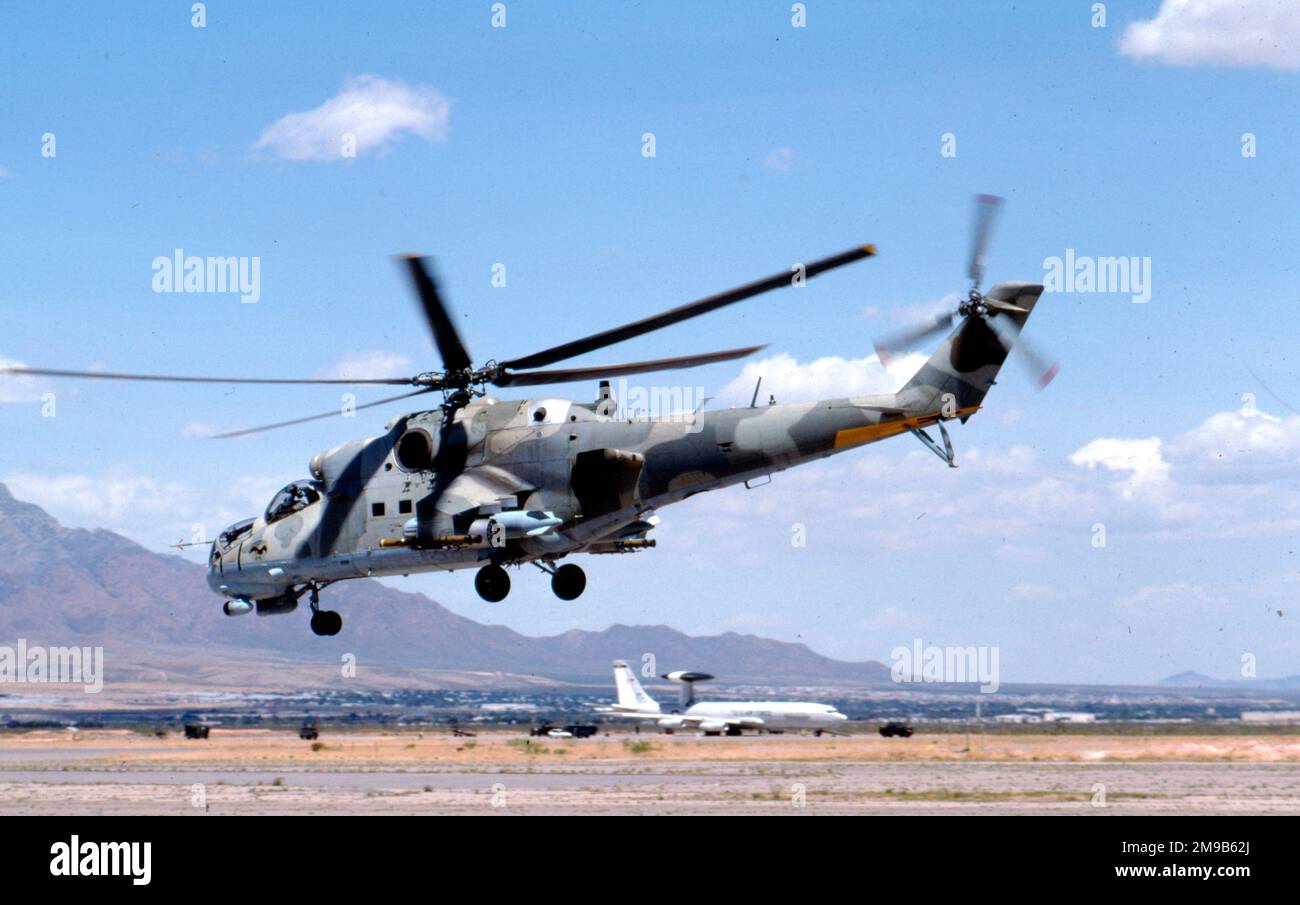 MIL Mi-24, betrieben vom US-Militär zur Einarbeitung. Stockfoto