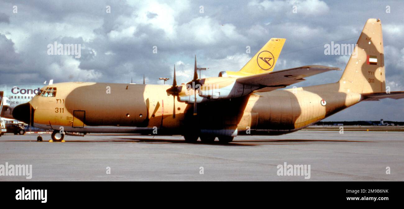 Air Force der Vereinigten Arabischen Emirate - Lockheed L-100-30 Hercules 311 (msn 382-4834), des Dubai Air Wing. Stockfoto