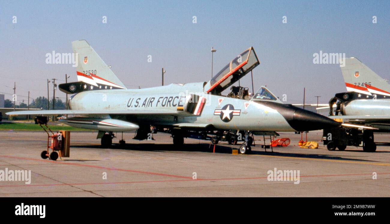 United States Air Force (USAF) - Convair F-106B-50-CO Delta Dart 57-2530 (msn 8-27-24) Stockfoto