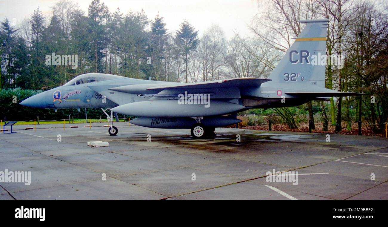 McDonnell Douglas F-15A Eagle 77-0132 (mn 420, Basiscode CR), ausgestellt im Militaire Luchtvaart Museum, auf Kamp Van Zeist Soesterberg, Niederlande. Stockfoto