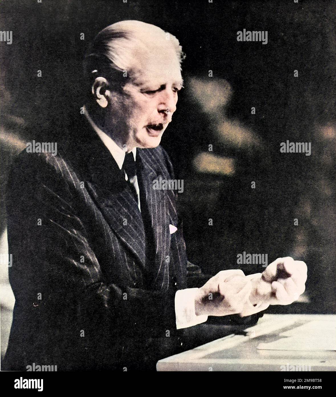 (Maurice) Harold Macmillan spricht vor der Generalversammlung der Vereinten Nationen am 29. September 1960. In einer eindringlichen Rede sprach der britische Premierminister über Großbritanniens koloniale Bilanz und die Bedingungen und Möglichkeiten für die Abrüstung des Kalten Krieges. Stockfoto