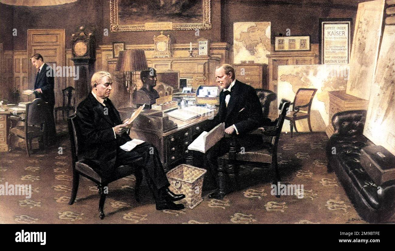 Winston Churchill und John Fisher arbeiten in seinem Zimmer in der Admiralität mit dem First Sea Lord. Stockfoto