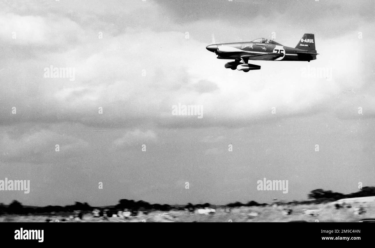 Levier Cosmic Wind G-ARUL „Ballerina“ (msn 103), Rennnummer 75, bei einer Ausstellung in shoreham am 18. August 1963 Stockfoto