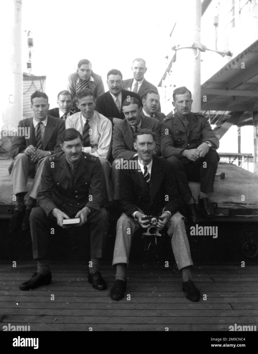 Offiziere an Bord der SS California Stockfoto