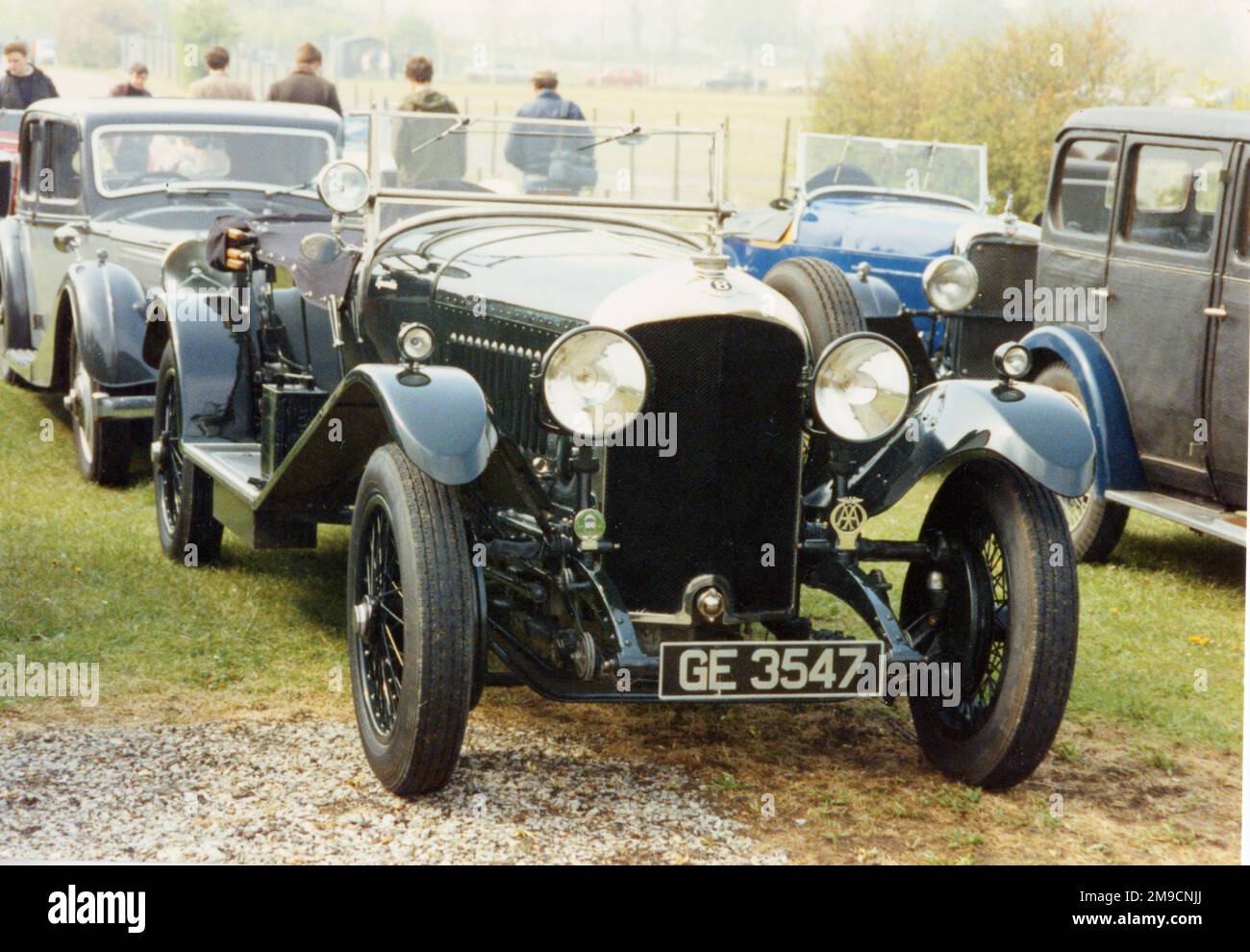 Ein klassischer 1920er Bentley Sport mit offenem Oberdeck, Auto bei einer Motorrallye Stockfoto