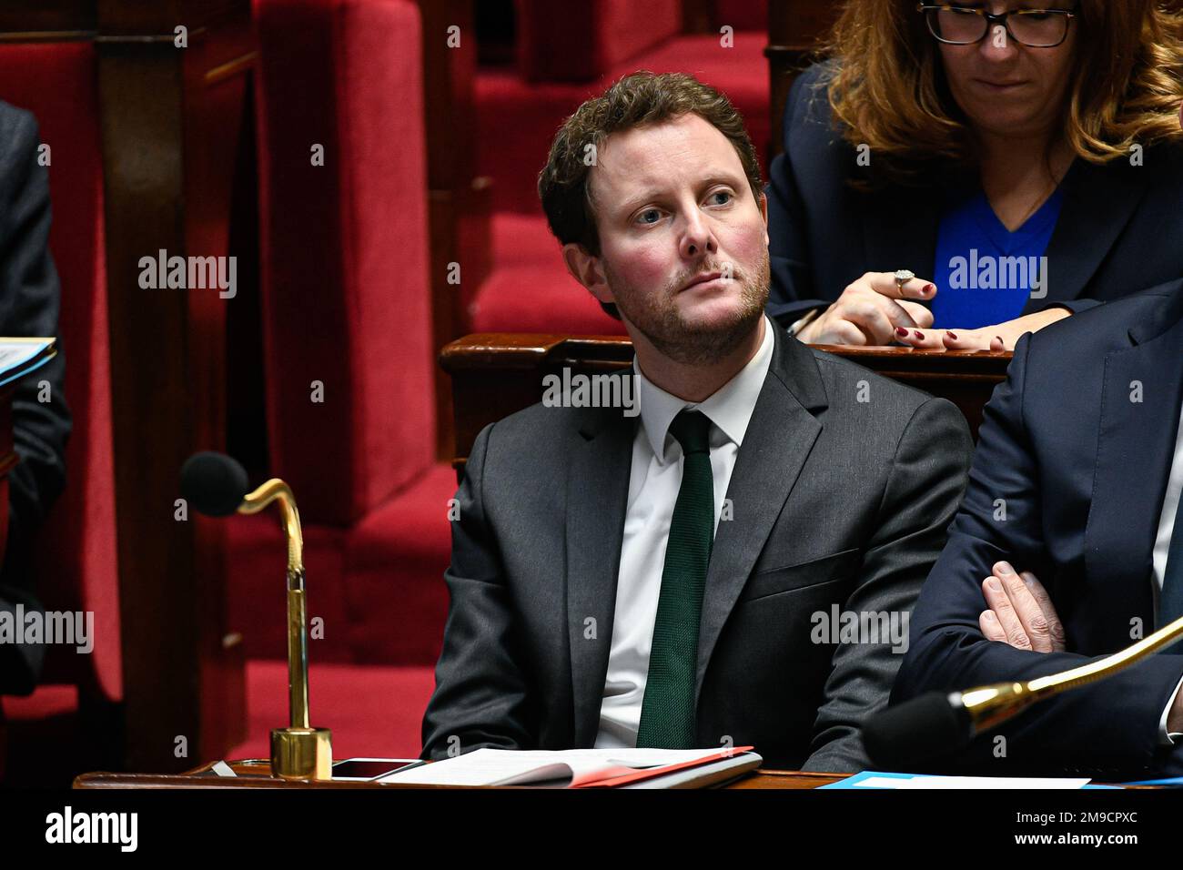 Paris, Frankreich. 17. Januar 2023. Französischer Nachwuchsminister für Verkehr, Clement Beaune, während einer Fragestunde an die Regierung in der Nationalversammlung in Paris am 17. Januar 2023. Kredit: Victor Joly/Alamy Live News Stockfoto