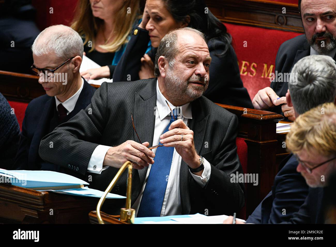 Paris, Frankreich. 17. Januar 2023. Der französische Justizminister Eric Dupont Moretti während einer Fragestunde an die Regierung auf der Pariser Nationalversammlung am 17. Januar 2023. Kredit: Victor Joly/Alamy Live News Stockfoto