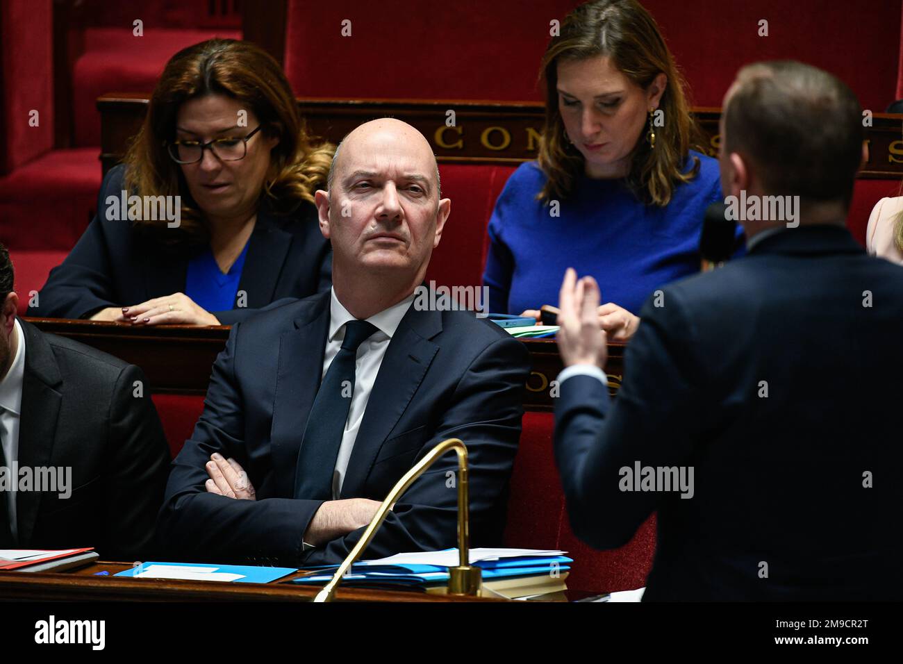 Paris, Frankreich. 17. Januar 2023. Der französische Nachwuchsminister Roland Lescure während einer Fragestunde an die Regierung auf der Pariser Nationalversammlung am 17. Januar 2023. Kredit: Victor Joly/Alamy Live News Stockfoto