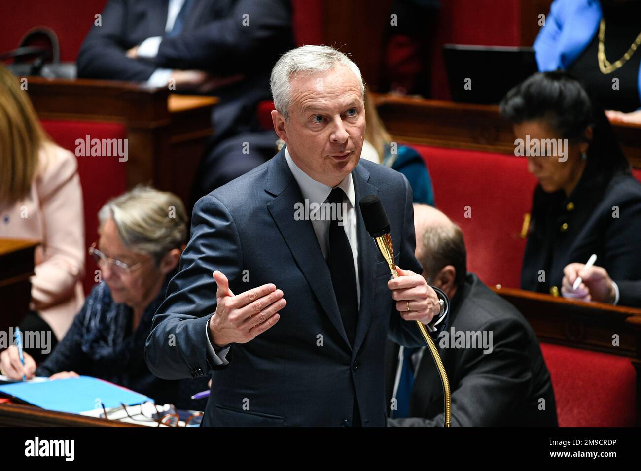 Paris, Frankreich. 17. Januar 2023. Französischer Wirtschafts- und Finanzminister Bruno Le Maire anlässlich einer Fragestunde an die Regierung in der Pariser Nationalversammlung am 17. Januar 2023. Kredit: Victor Joly/Alamy Live News Stockfoto