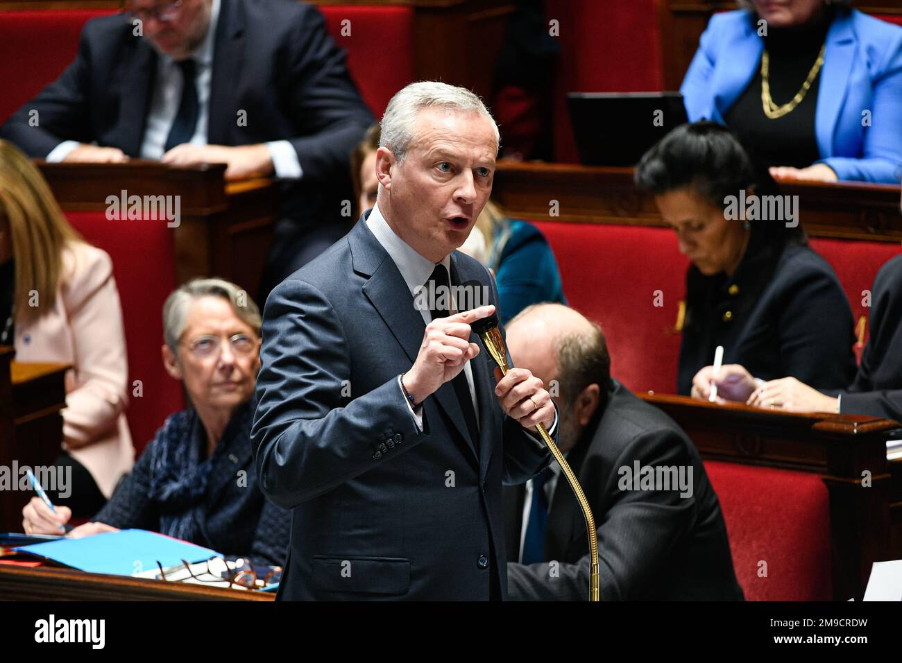 Paris, Frankreich. 17. Januar 2023. Französischer Wirtschafts- und Finanzminister Bruno Le Maire anlässlich einer Fragestunde an die Regierung in der Pariser Nationalversammlung am 17. Januar 2023. Kredit: Victor Joly/Alamy Live News Stockfoto
