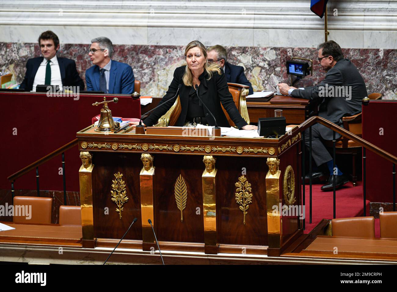 Paris, Frankreich. 17. Januar 2023. Präsident der französischen Nationalversammlung Yael Braun Pivet während einer Fragestunde an die Regierung auf der Pariser Nationalversammlung am 17. Januar 2023. Kredit: Victor Joly/Alamy Live News Stockfoto