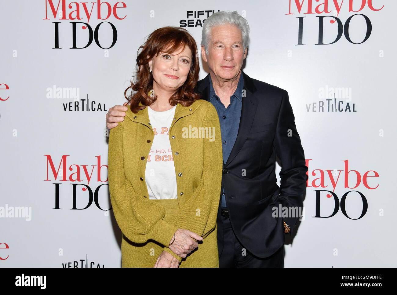 Susan Sarandon, left, and Richard Gere attend a special screening of "Maybe I Do" at the Crosby Street Hotel on Tuesday, Jan. 17, 2023, in New York. (Photo by Evan Agostini/Invision/AP) Stockfoto
