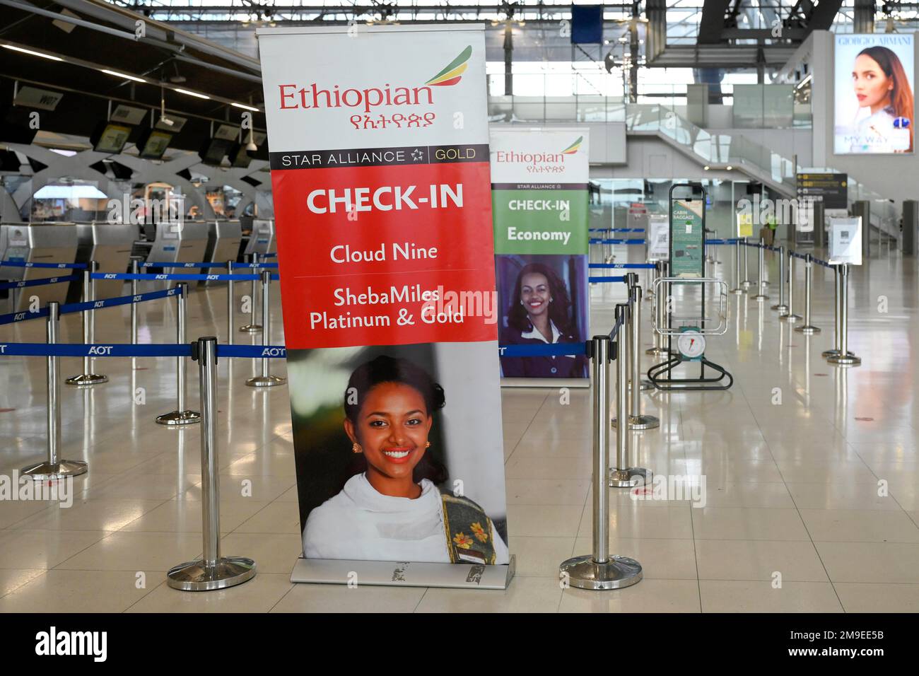 Check-in für äthiopische Fluggesellschaft, Flughafen Suvarnabhumi, Bangkok, Thailand Stockfoto