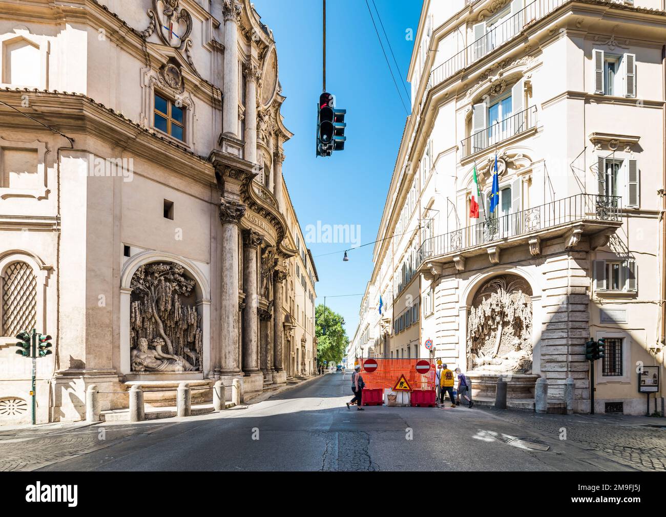 ROM, ITALIEN - 30. JUNI 2019: Vier Brunnen (Quattro Fontane) in Rom. Fountains ist ein Ensemble aus vier Springbrunnen der späten Renaissance. Rom, Italien. Stockfoto