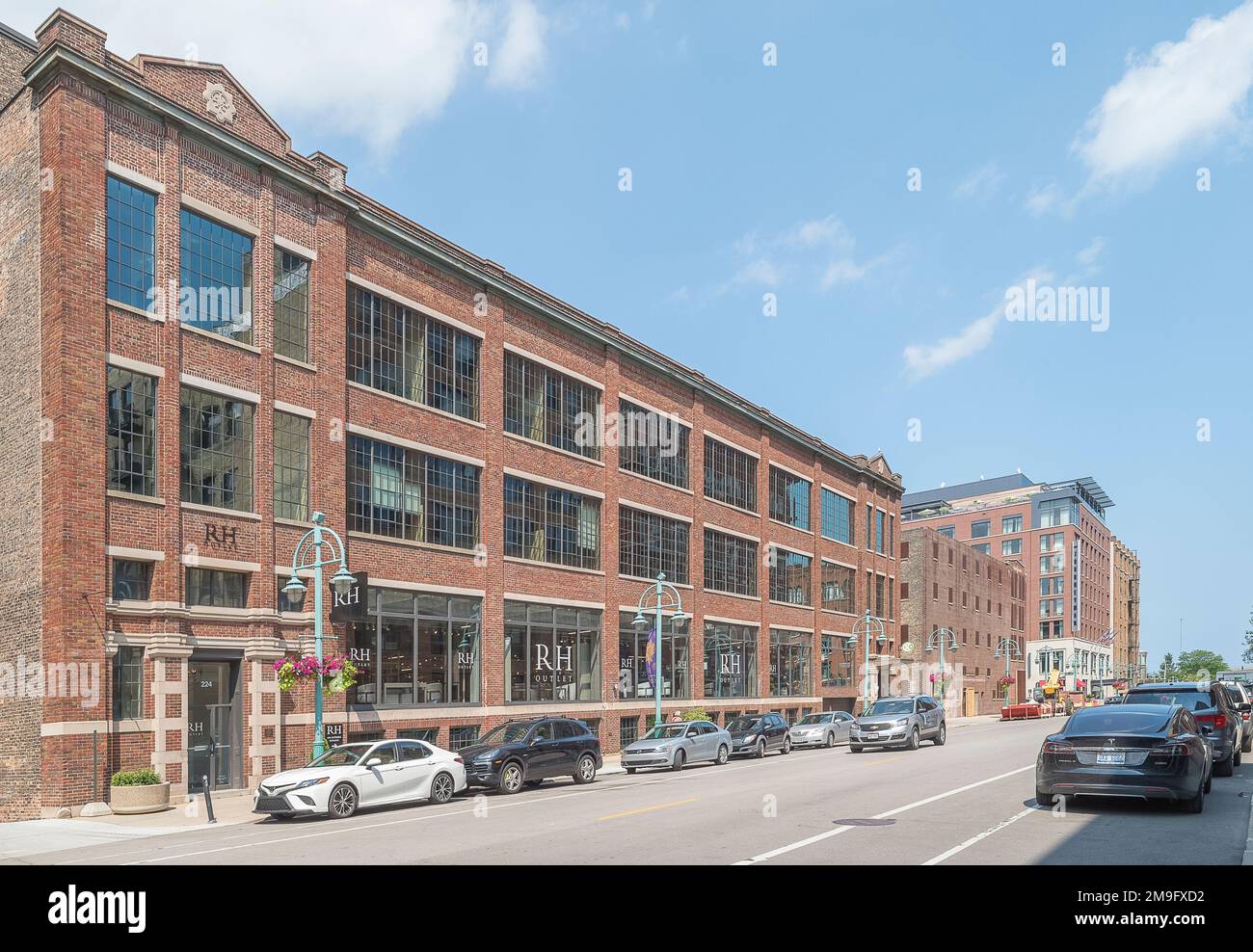 Third ward Street und renoviertes Lagerhaus in Milwaukee, Wisconsin, USA Stockfoto