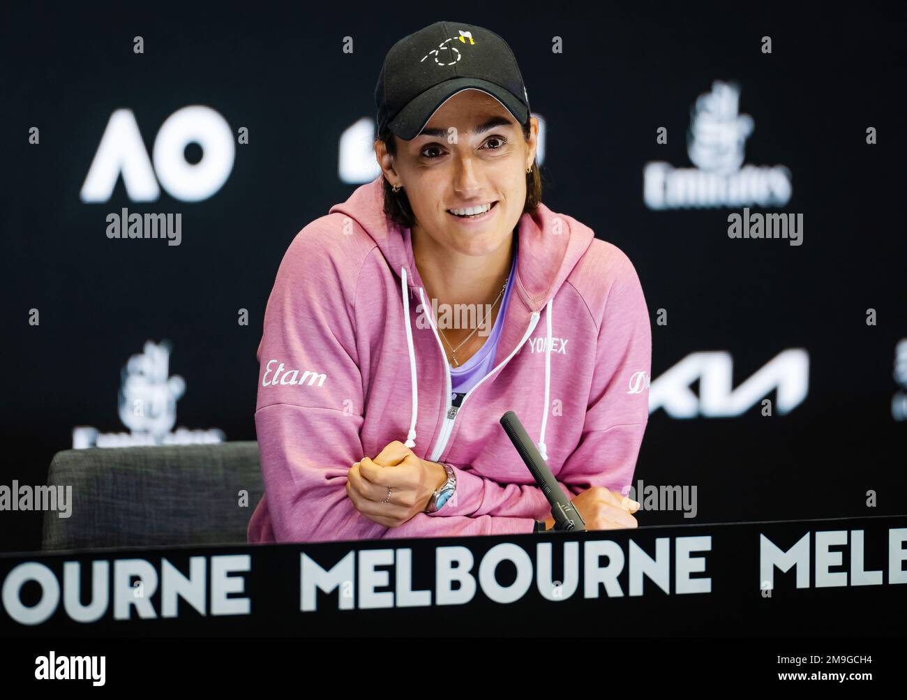 Caroline Garcia aus Frankreich spricht nach der ersten Runde des Grand ...
