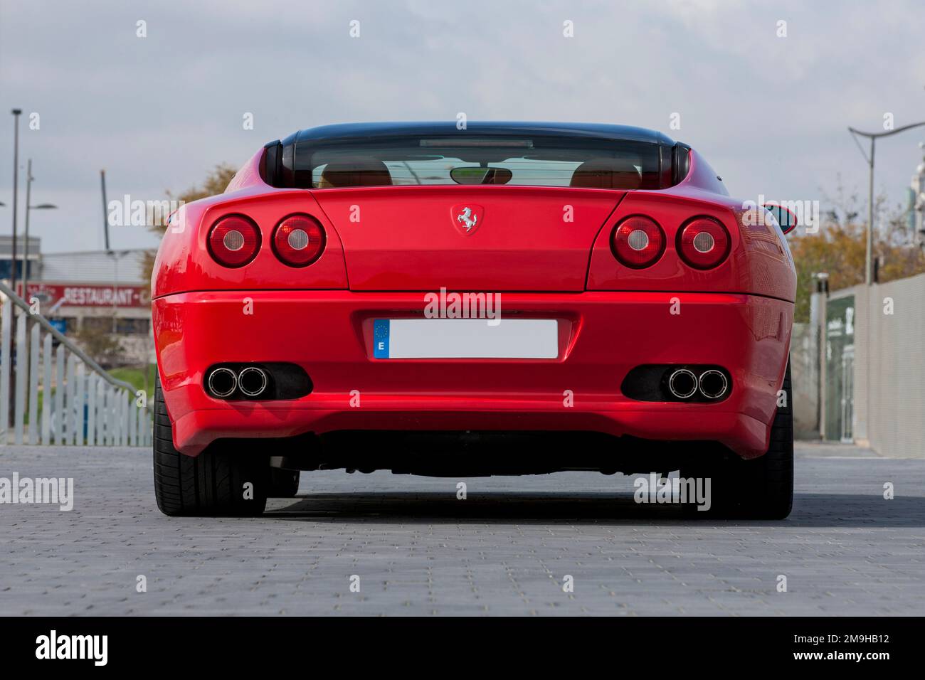 Rückansicht des roten Sportwagens Ferrari 575M Superamerica Stockfoto