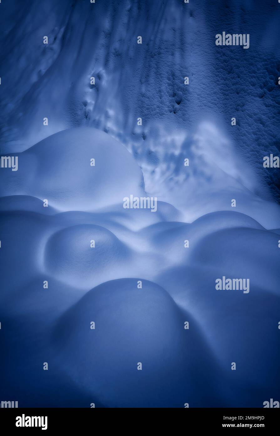 Weiße Schneeformation, französische Alpen, Chamonix, Haute-Savoie, Frankreich Stockfoto