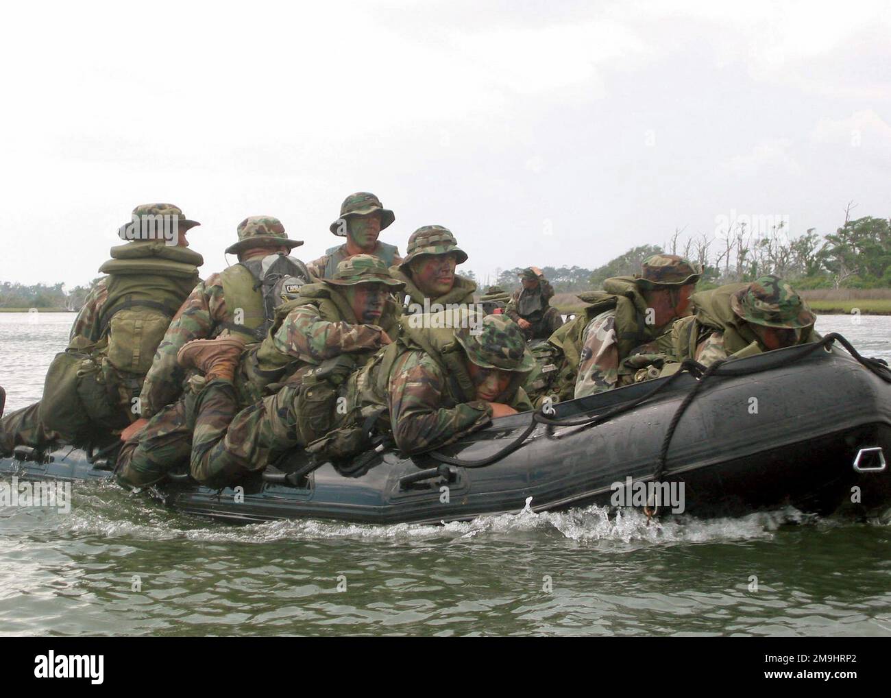 020502-M-3022S-001. Basis: Marinestützpunkt, Camp Lejeune Bundesstaat: North Carolina (NC) Land: Szene der Vereinigten Staaten von Amerika (USA) Hauptkommando gezeigt: 24 MEU Stockfoto