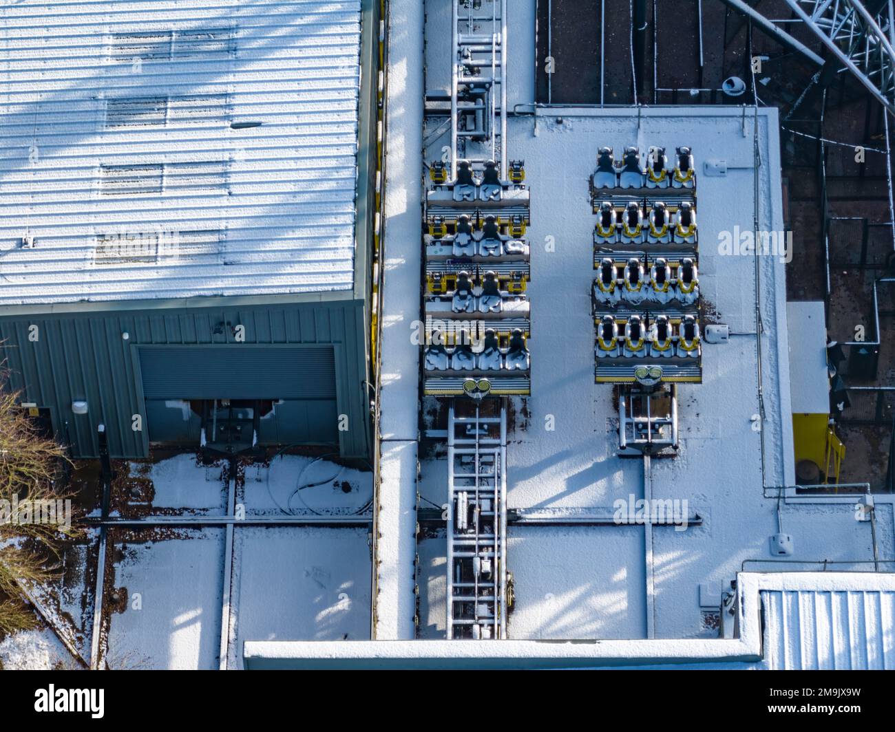 Schneebedeckte Alton Towers Luftdrohne Beautify Fotos Vom Freizeitpark Stockfoto