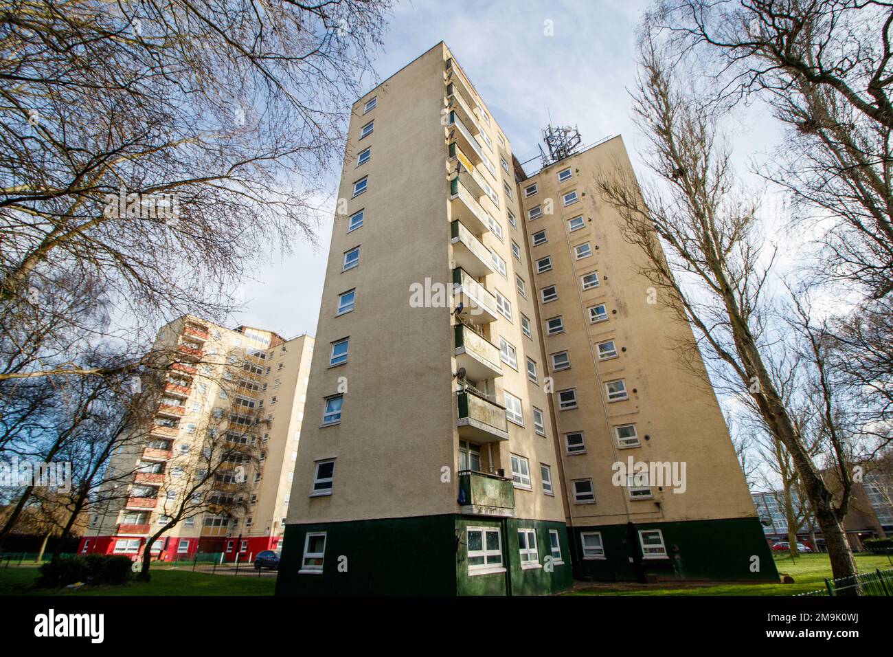 Hochhaus-Wohnungen in Ferrers Close Coventry, die im Rahmen von Plänen zur Verbesserung der Gegend abgerissen werden könnten. Den Mietern wurde gesagt, sie könnten gezwungen sein auszuziehen. Stockfoto