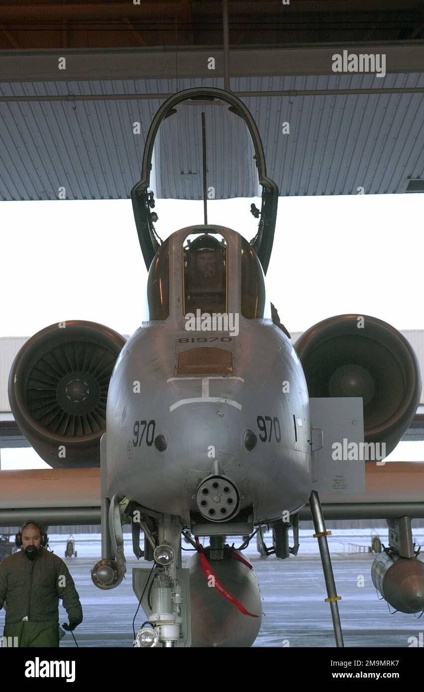 030327-F-4987A-023. Betreff Operation/Serie: PATRIOT THUNDER Base: Luftwaffenstützpunkt Eielson Bundesstaat: Alaska (AK) Land: Vereinigte Staaten von Amerika (USA) Stockfoto